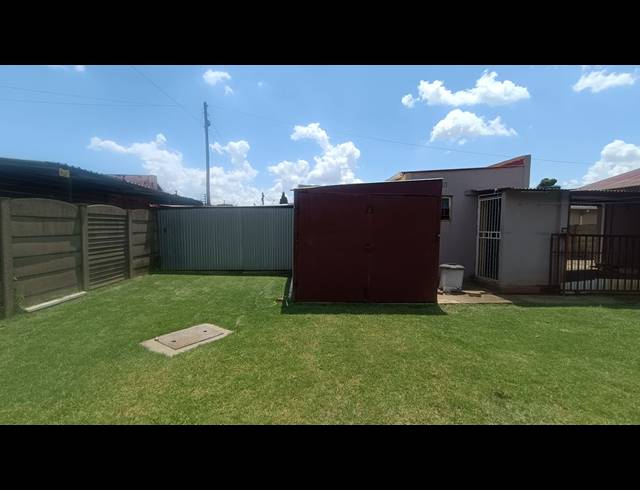 3 BEDROOM HOUSE FOR SALE IN VANDERBIJLPARK SE 1